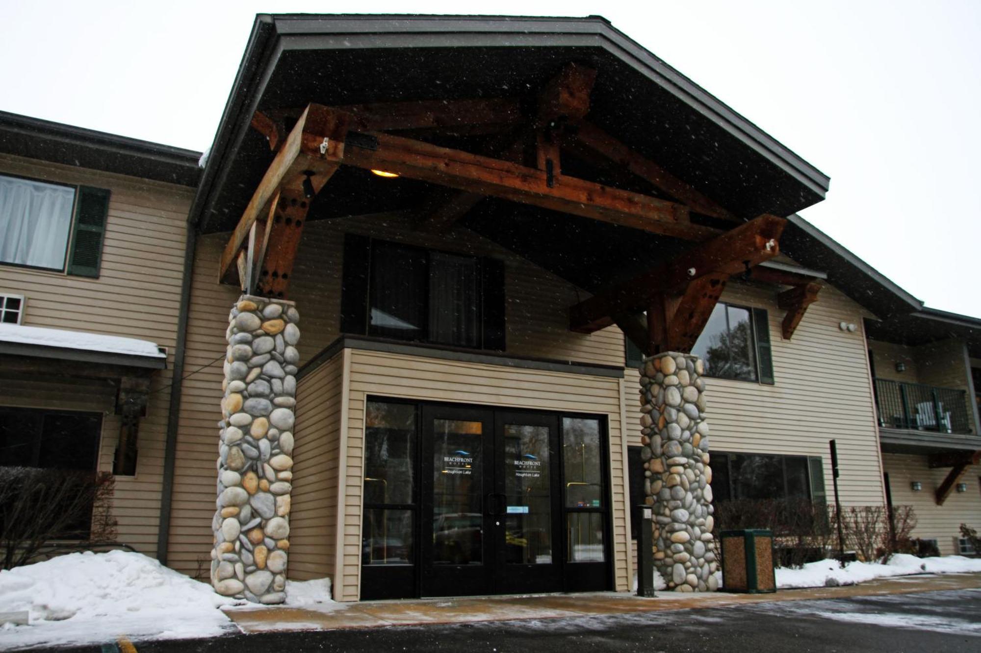Beachfront Hotel Houghton Lake Extérieur photo