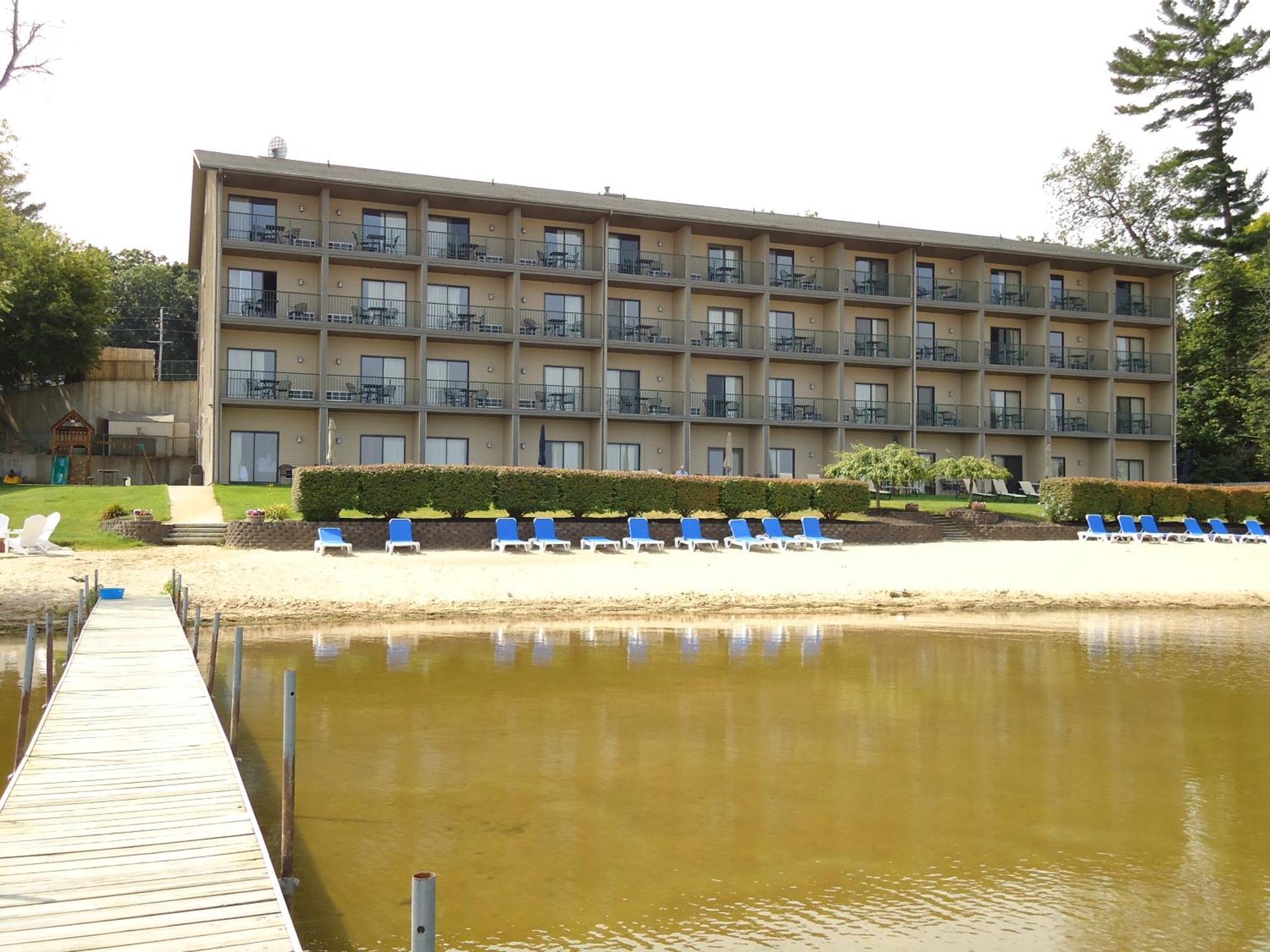 Beachfront Hotel Houghton Lake Extérieur photo