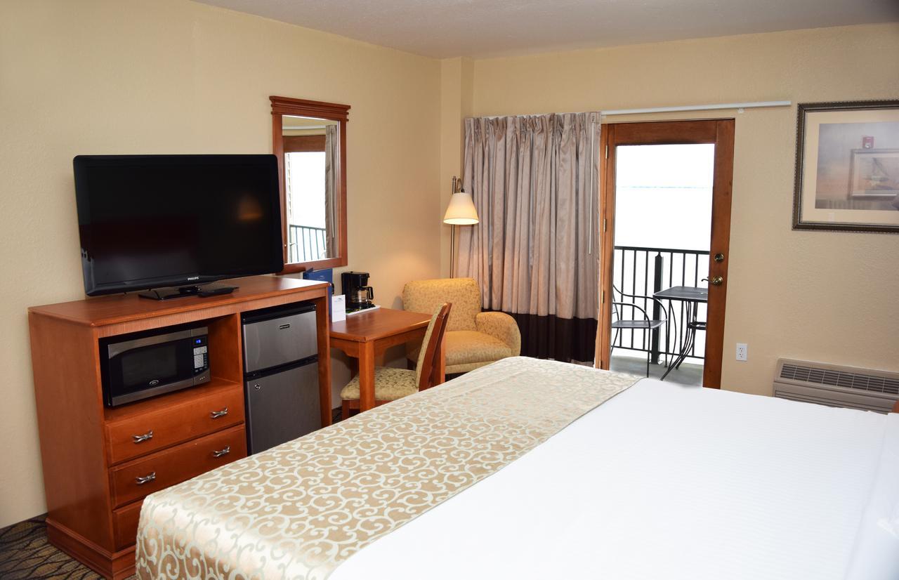 Beachfront Hotel Houghton Lake Extérieur photo