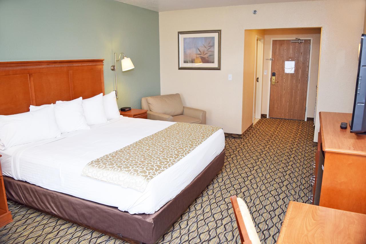 Beachfront Hotel Houghton Lake Extérieur photo