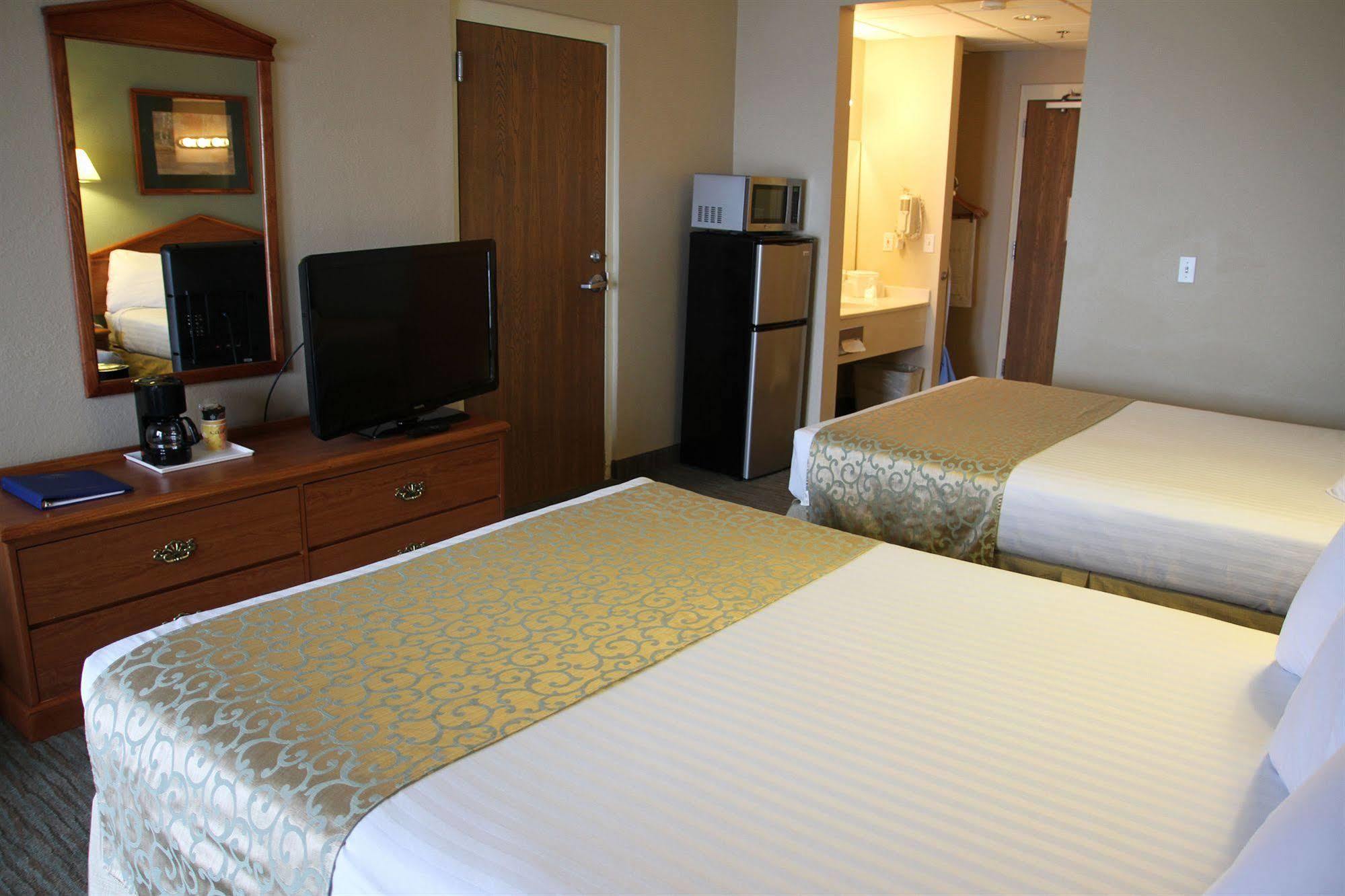 Beachfront Hotel Houghton Lake Extérieur photo