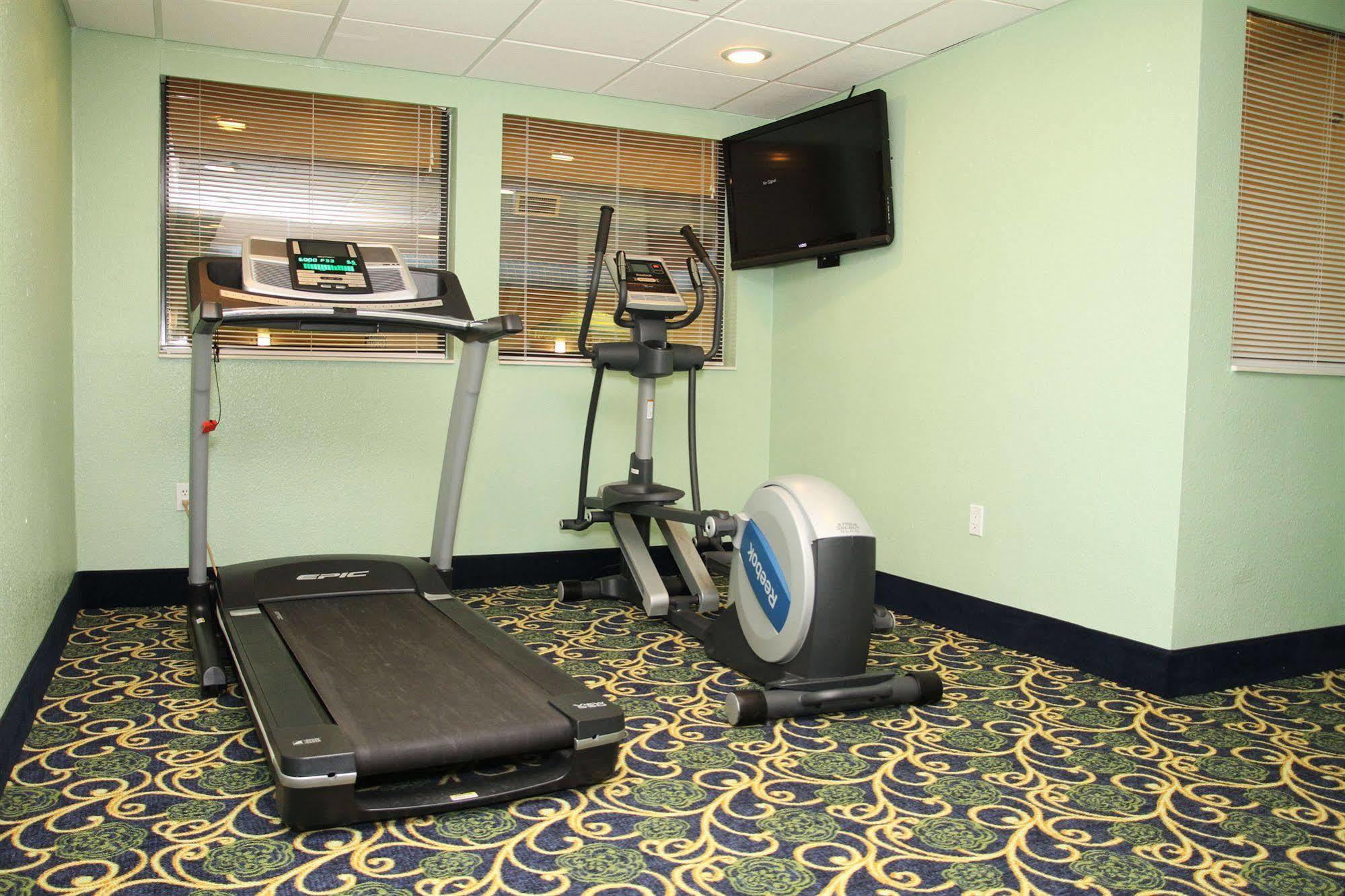 Beachfront Hotel Houghton Lake Extérieur photo