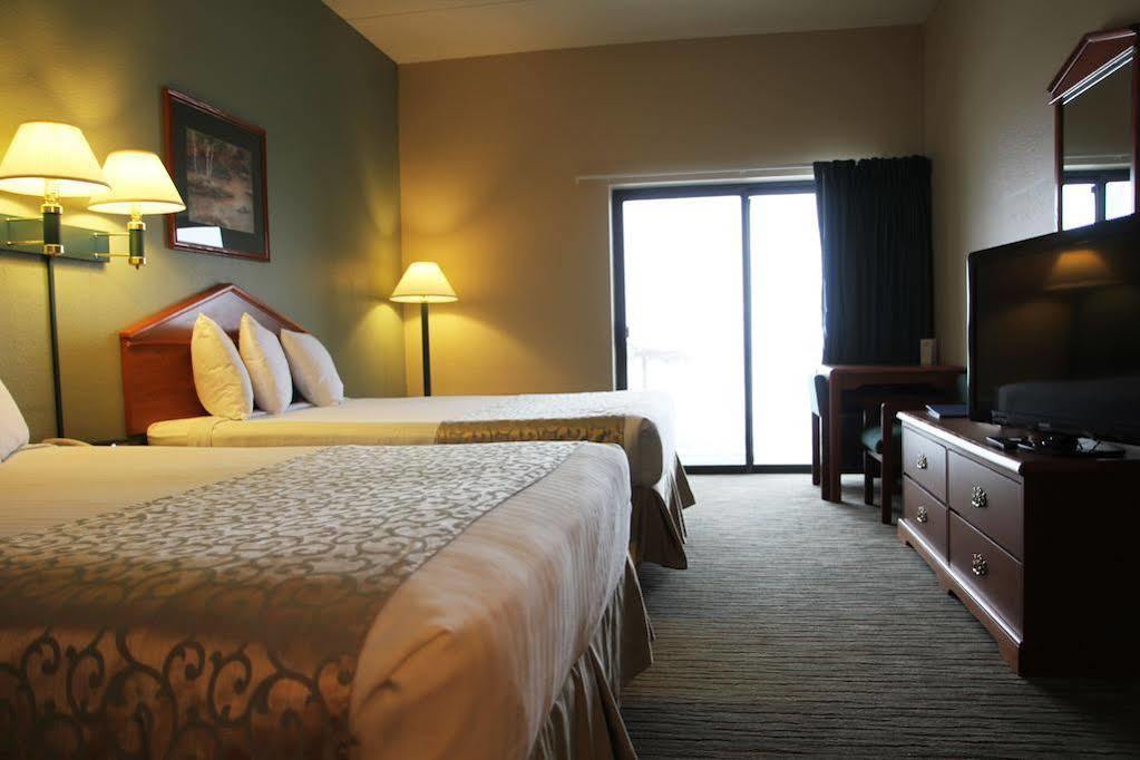 Beachfront Hotel Houghton Lake Extérieur photo